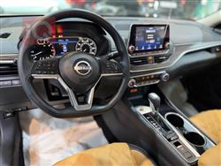 نيسان ألتيما